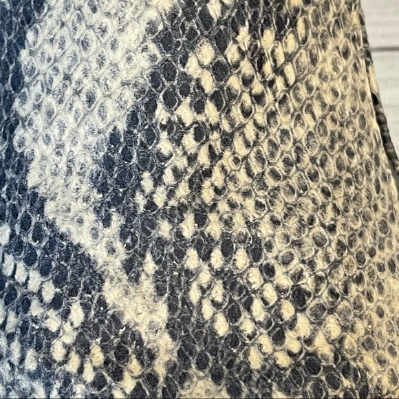 Vince Camuto Korli Snakeskin slip on - Picture 3 of 15